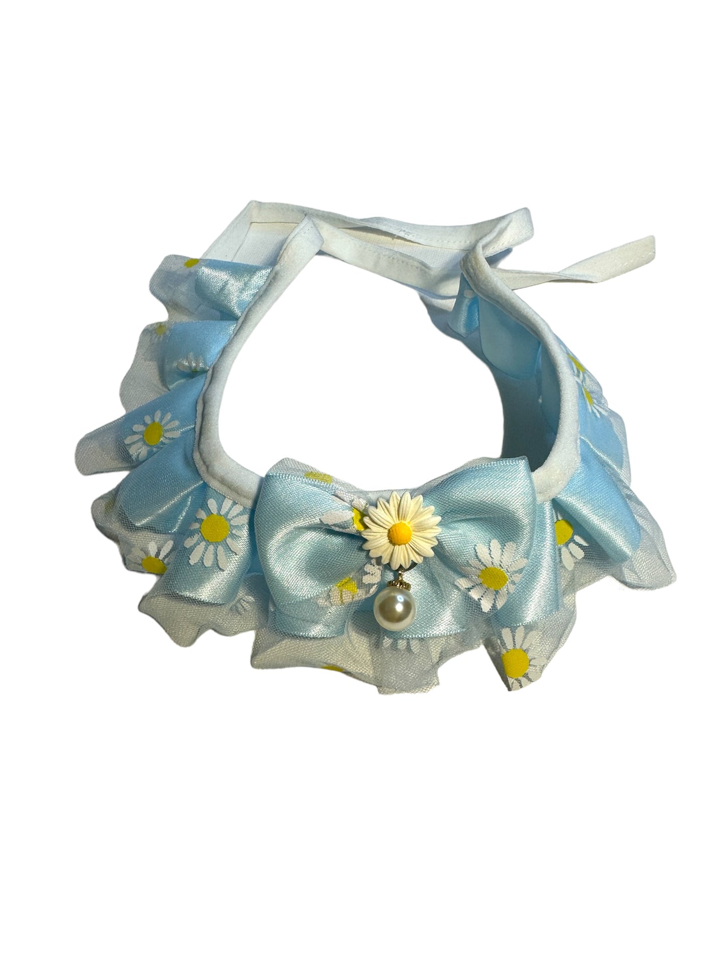 Blue Daisy Frill Collar