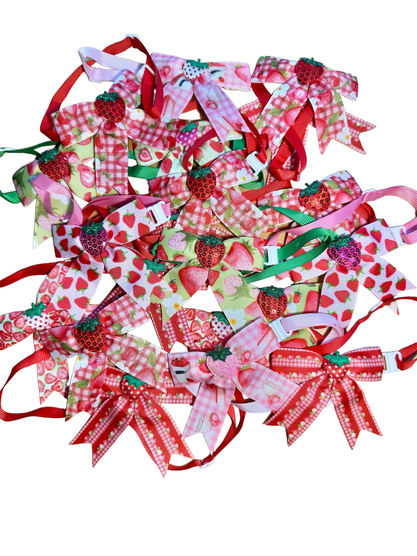 20 x Strawberry Centre Necktie Bows